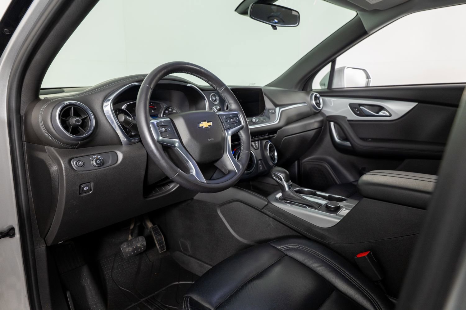 Used 2019 Chevrolet Blazer LT image 12