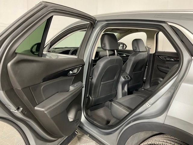 Used 2023 Buick Envision Essence image 36