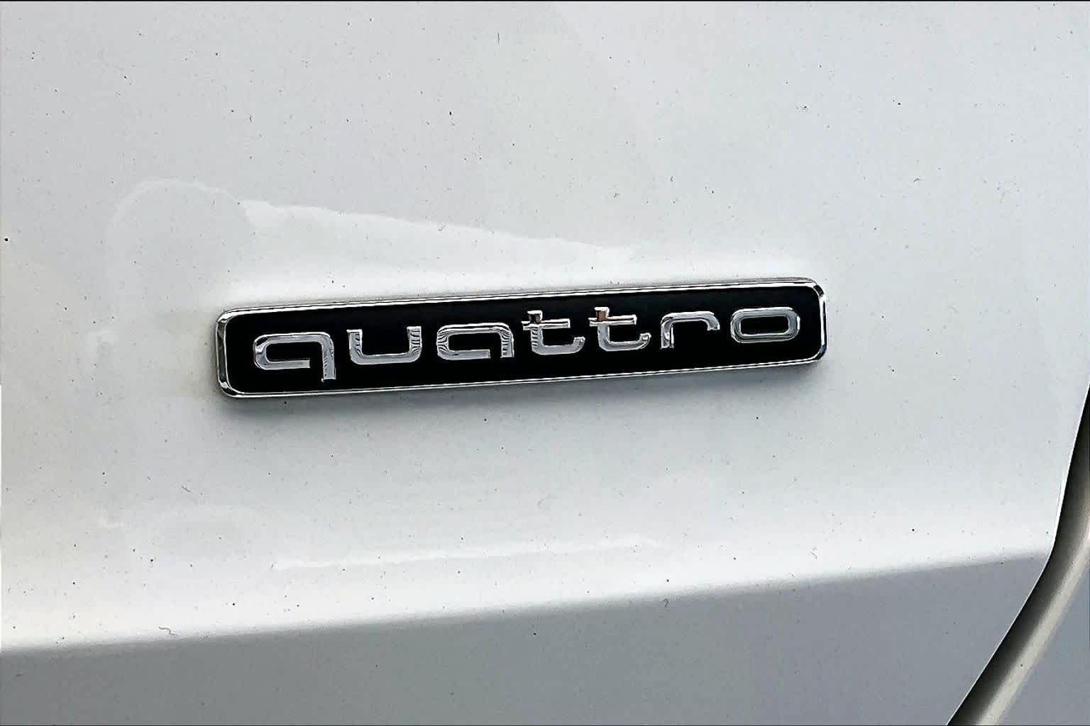 Used 2021 Audi Q3 2.0T Premium w/ Convenience Package AWD/4WD image 10