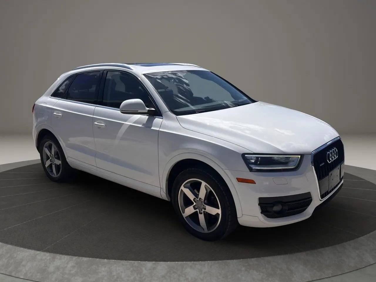Used 2015 Audi Q3 2.0T Premium Plus AWD/4WD image 7