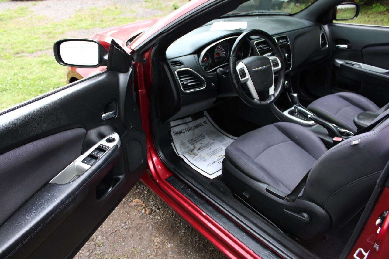 Used 2013 Chrysler 200 Touring image 13