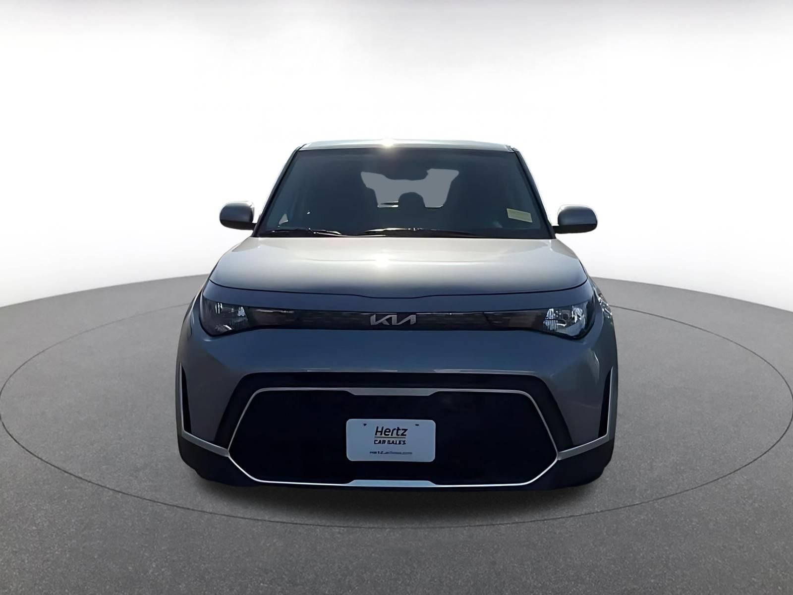 Used 2025 Kia Soul LX w/ LX Technology Package FWD image 4
