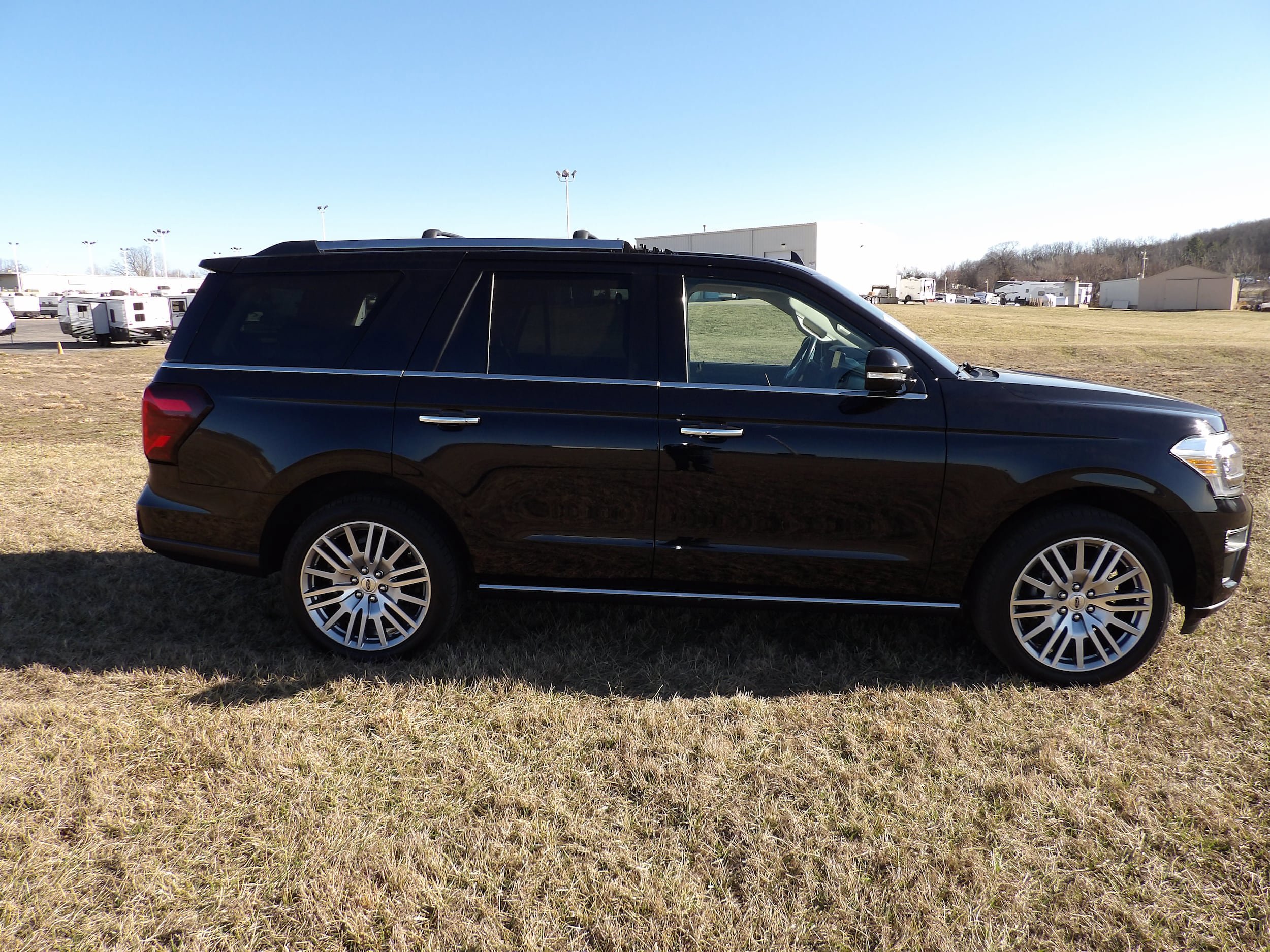 Used 2024 Ford Expedition Limited image 6