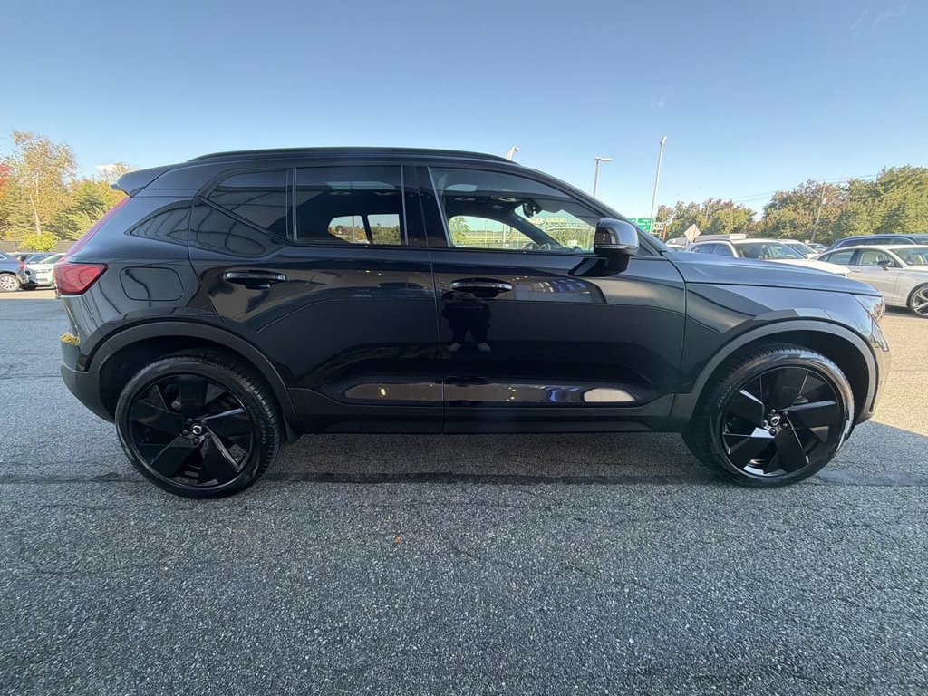 New 2026 Volvo XC40 B5 Ultra w/ Climate Package AWD/4WD image 9