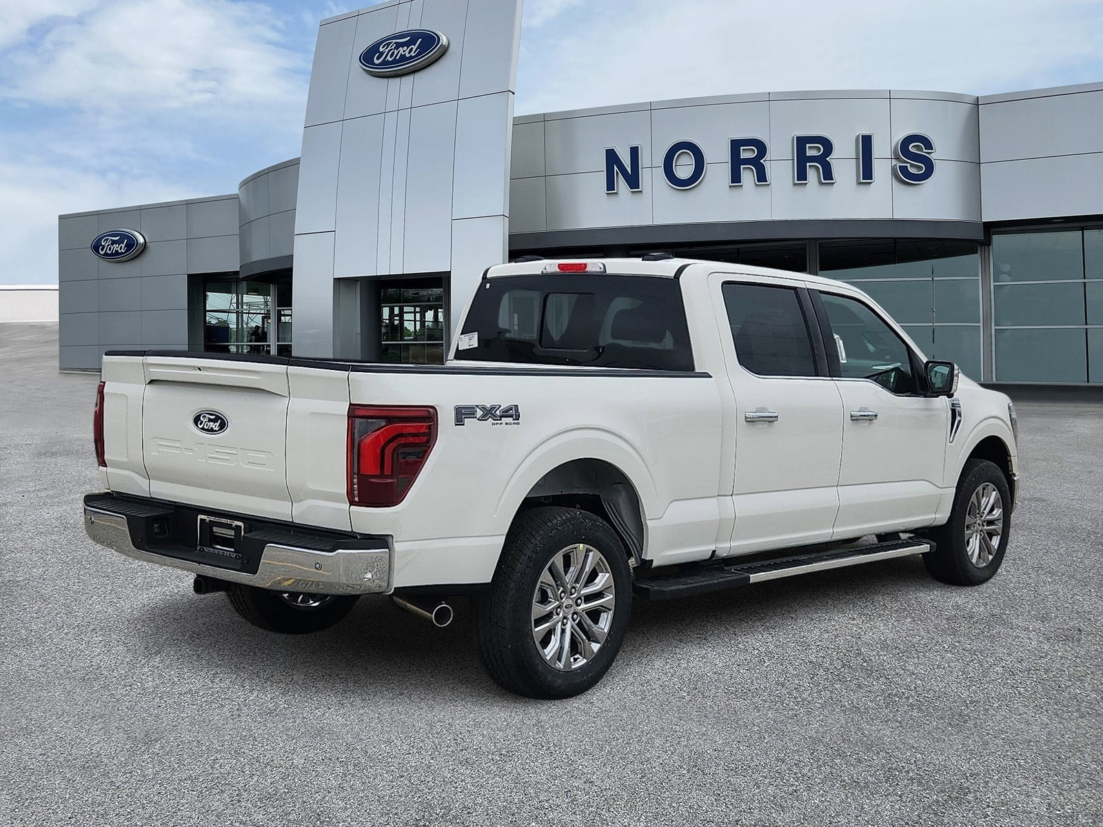 New 2025 Ford F150 Lariat w/ Equipment Group 501A Mid image 4