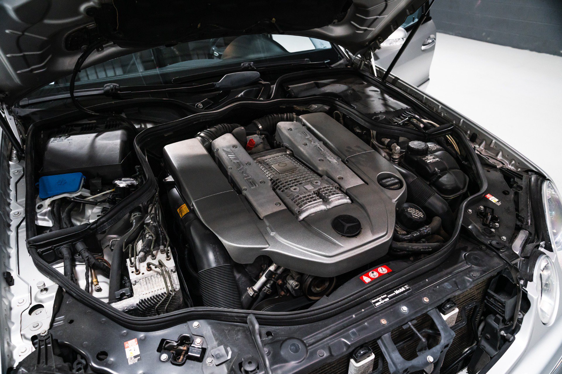 Used 2005 Mercedes-Benz E 55 AMG Sedan image 36