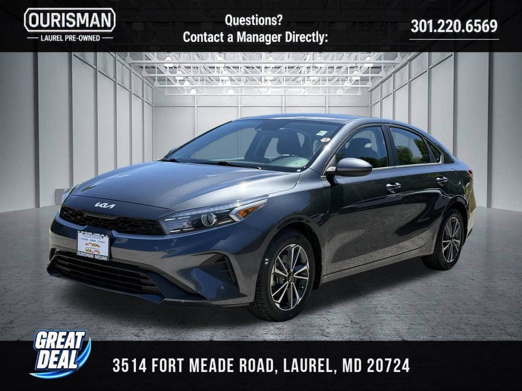 Used 2022 Kia Forte LXS FWD image 2