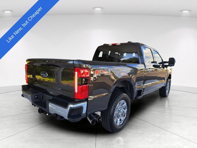 Certified 2025 Ford F350 Lariat w/ Lariat Ultimate Package AWD/4WD image 6