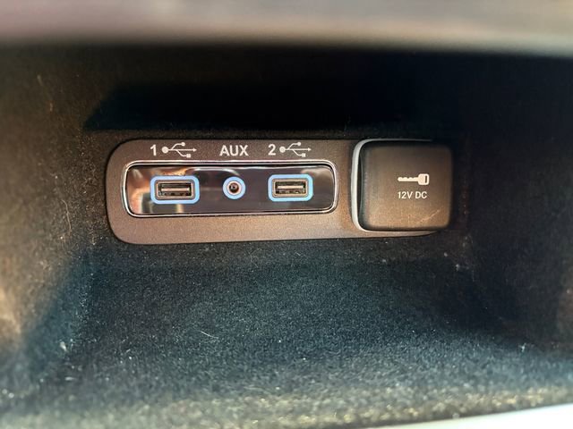 Used 2019 Jeep Grand Cherokee Limited image 25