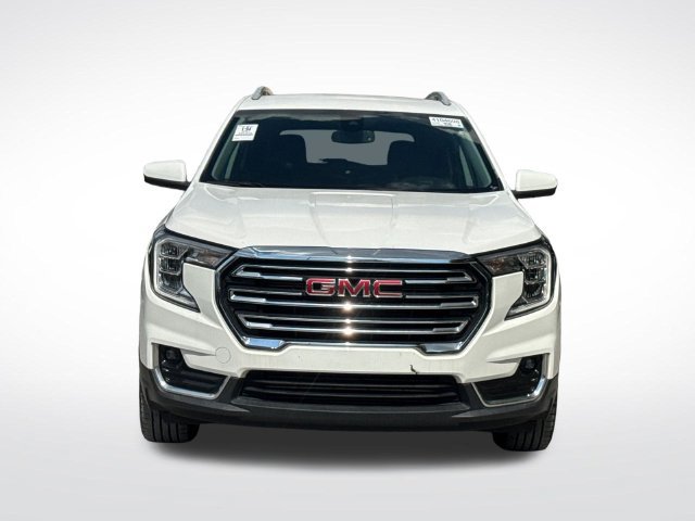 Used 2024 GMC Terrain SLT AWD/4WD image 9