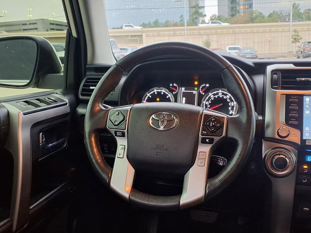 Used 2023 Toyota 4Runner Limited image 14