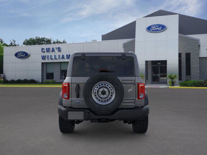 New 2025 Ford Bronco 4-Door image 5