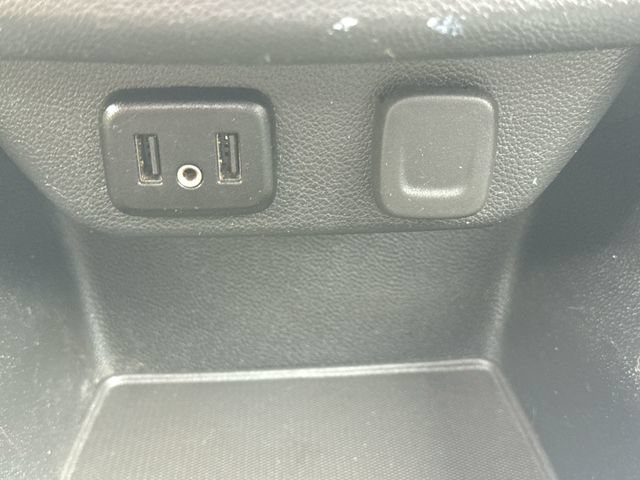Used 2018 Chevrolet Traverse LT AWD/4WD image 36