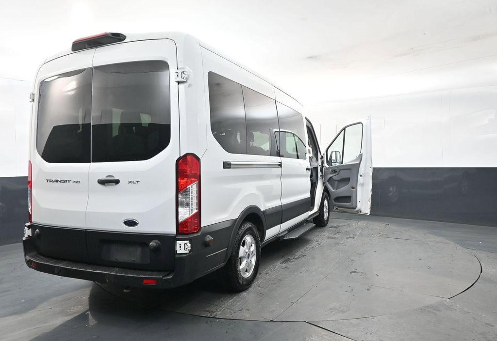 Used 2019 Ford Transit 350 XLT image 30
