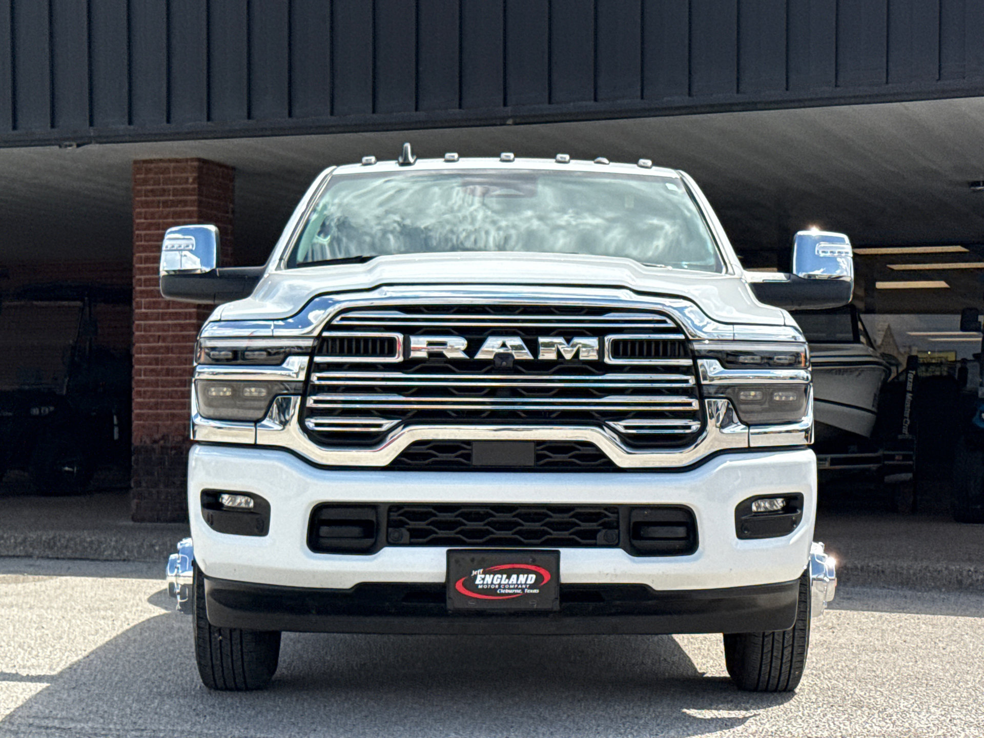 Used 2026 RAM 3500 Laramie AWD/4WD image 2