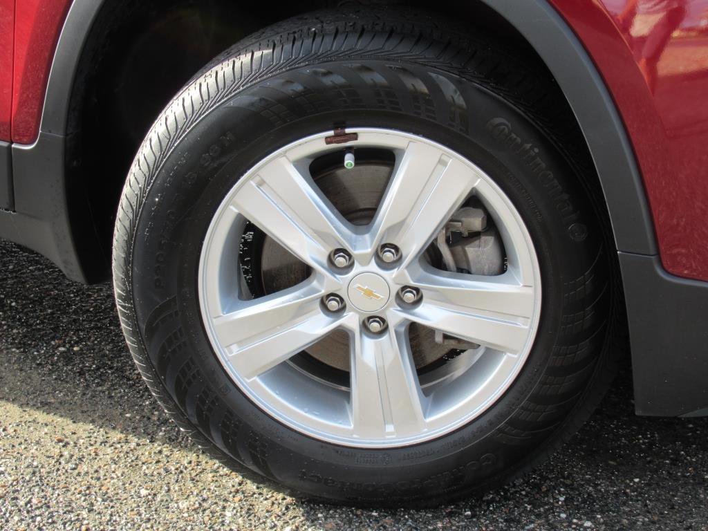 Used 2022 Chevrolet Trax LT w/ LT Convenience Package image 7