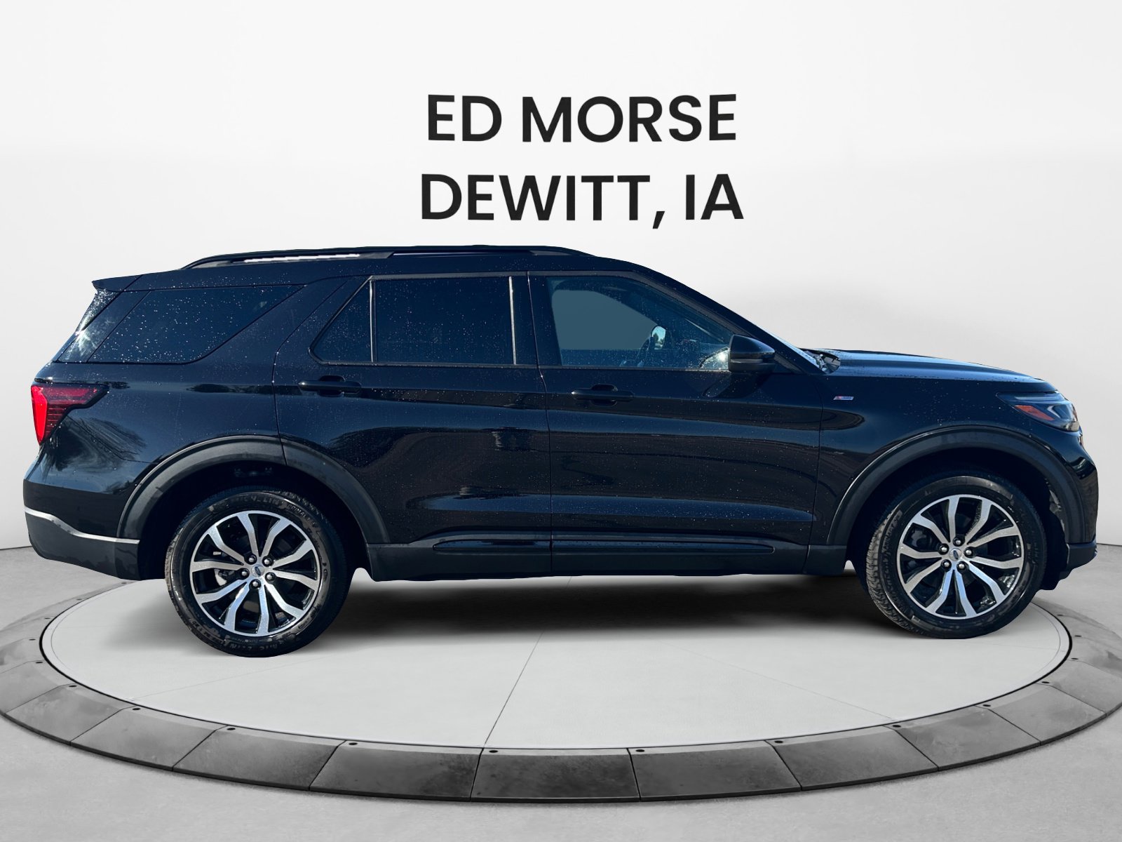 Used 2025 Ford Explorer ST-Line AWD/4WD image 6