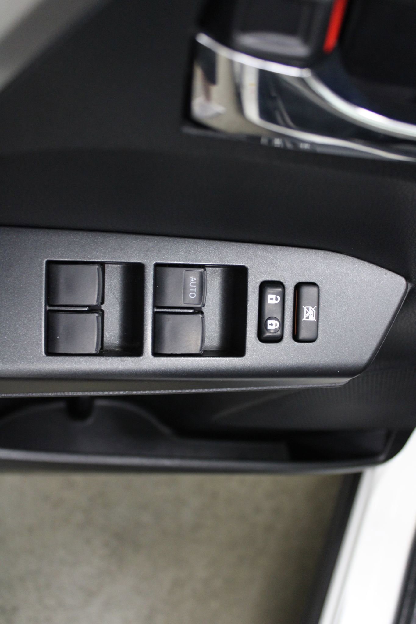 Used 2017 Toyota RAV4 XLE w/ Plus Special Value Package image 14