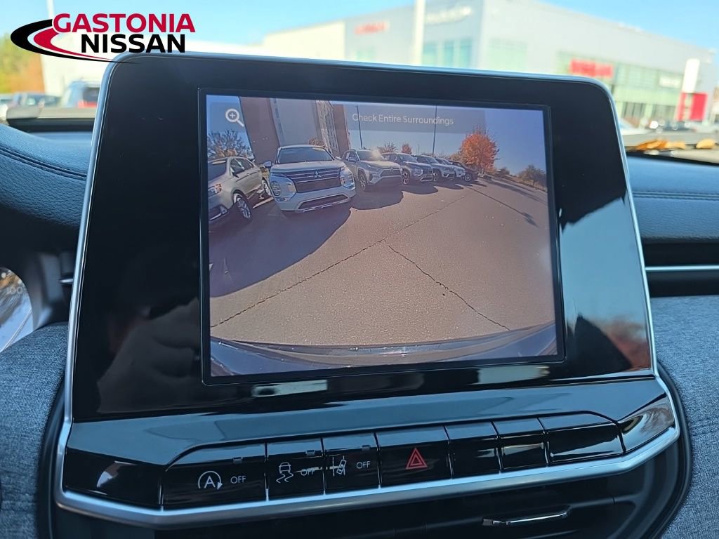 Used 2025 Jeep Compass Sport image 30