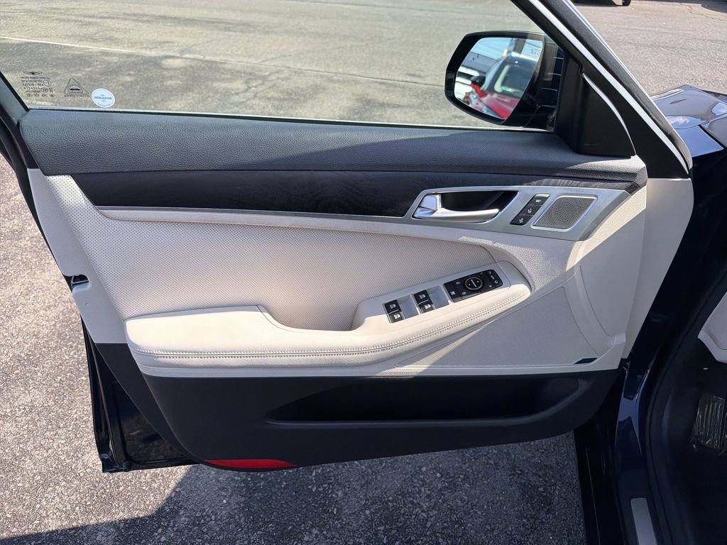 Used 2020 Genesis G80 3.8 w/ Ultimate Package 03 AWD/4WD image 10