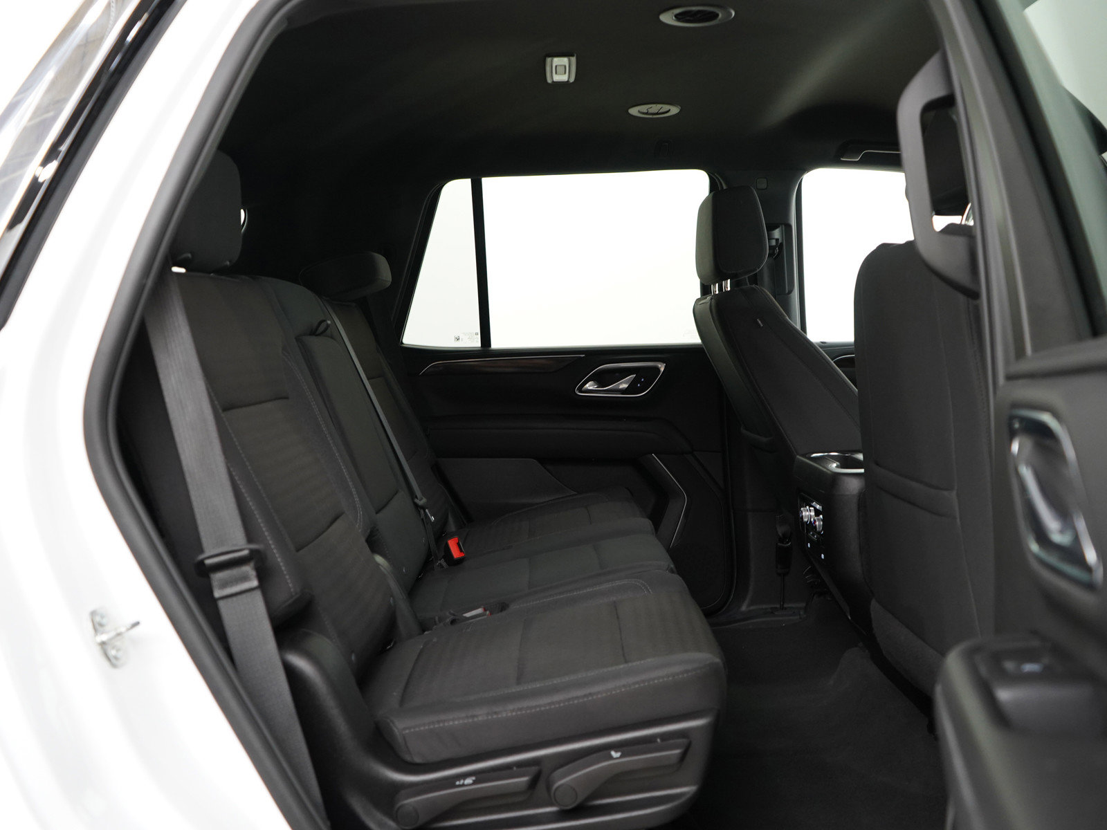 Used 2024 GMC Yukon SLE image 11
