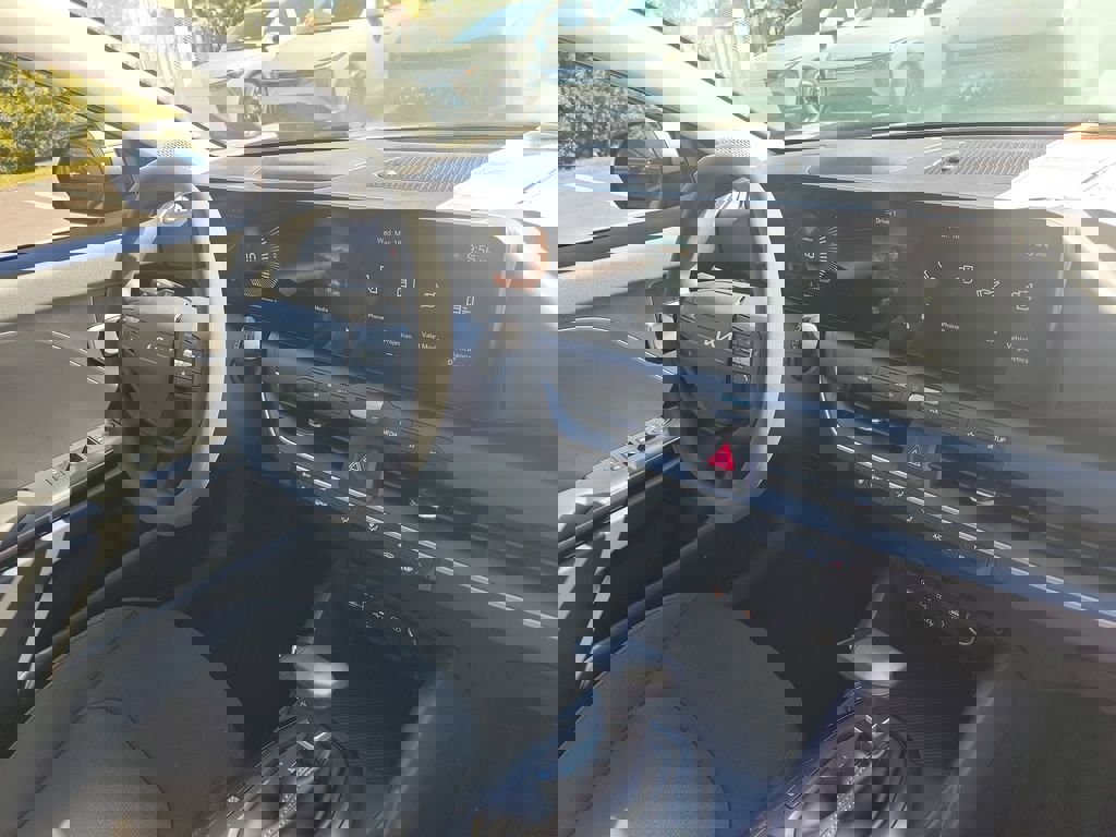 New 2026 Kia K4 LXS image 8