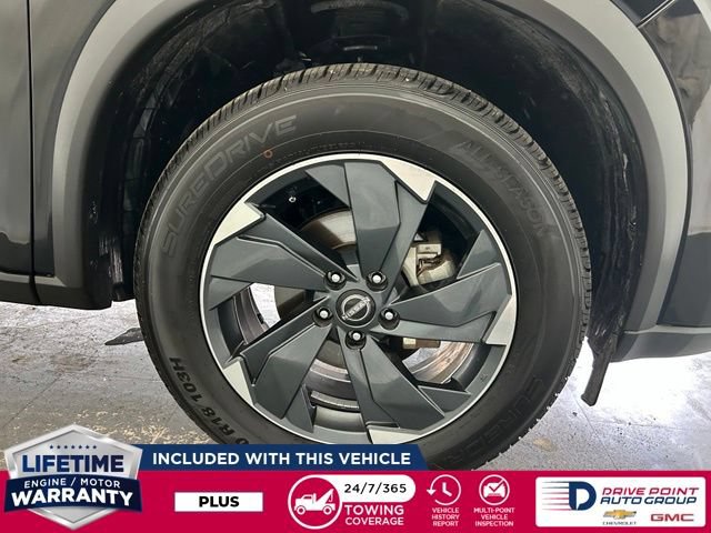 Used 2024 Nissan Rogue SV AWD/4WD image 11
