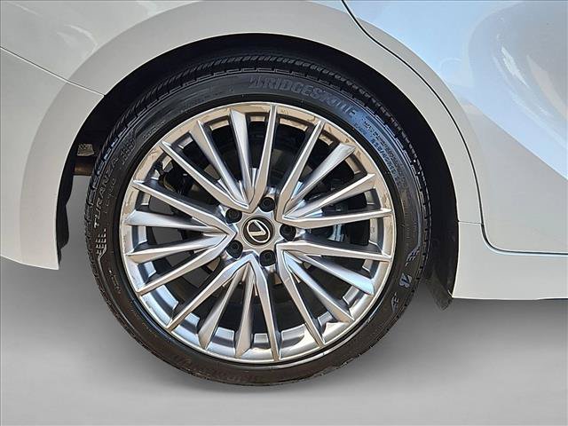 Used 2023 Lexus IS 300 AWD w/ Premium Package image 18