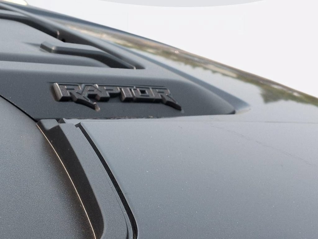 Used 2025 Ford F150 Raptor AWD/4WD image 29