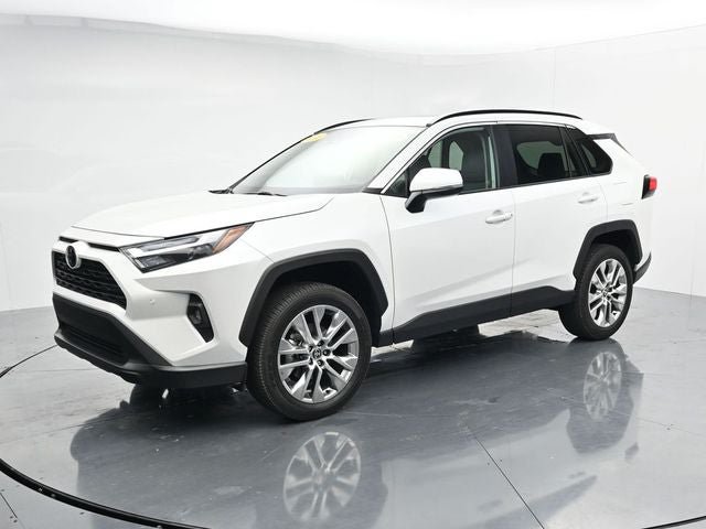 Used 2024 Toyota RAV4 XLE Premium w/ Weather Package AWD/4WD image 4