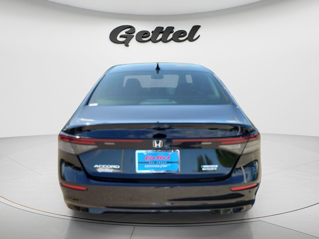 Used 2025 Honda Accord Touring image 5