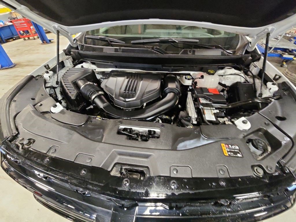 Certified 2024 Chevrolet Traverse RS AWD/4WD image 28