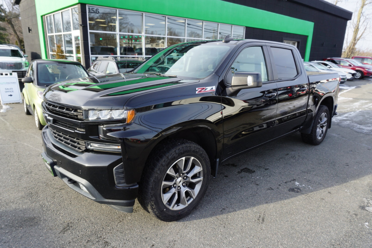Used 2019 Chevrolet Silverado 1500 RST image 2