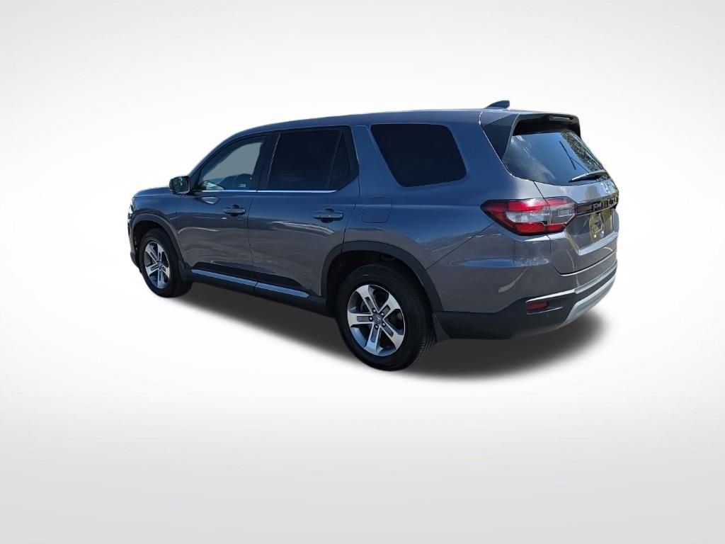 Used 2024 Honda Pilot EX-L image 5