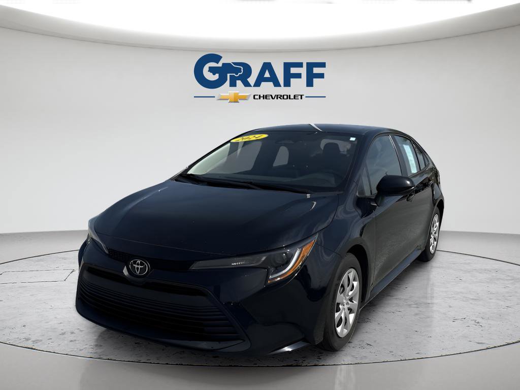 Used 2024 Toyota Corolla LE FWD image 4