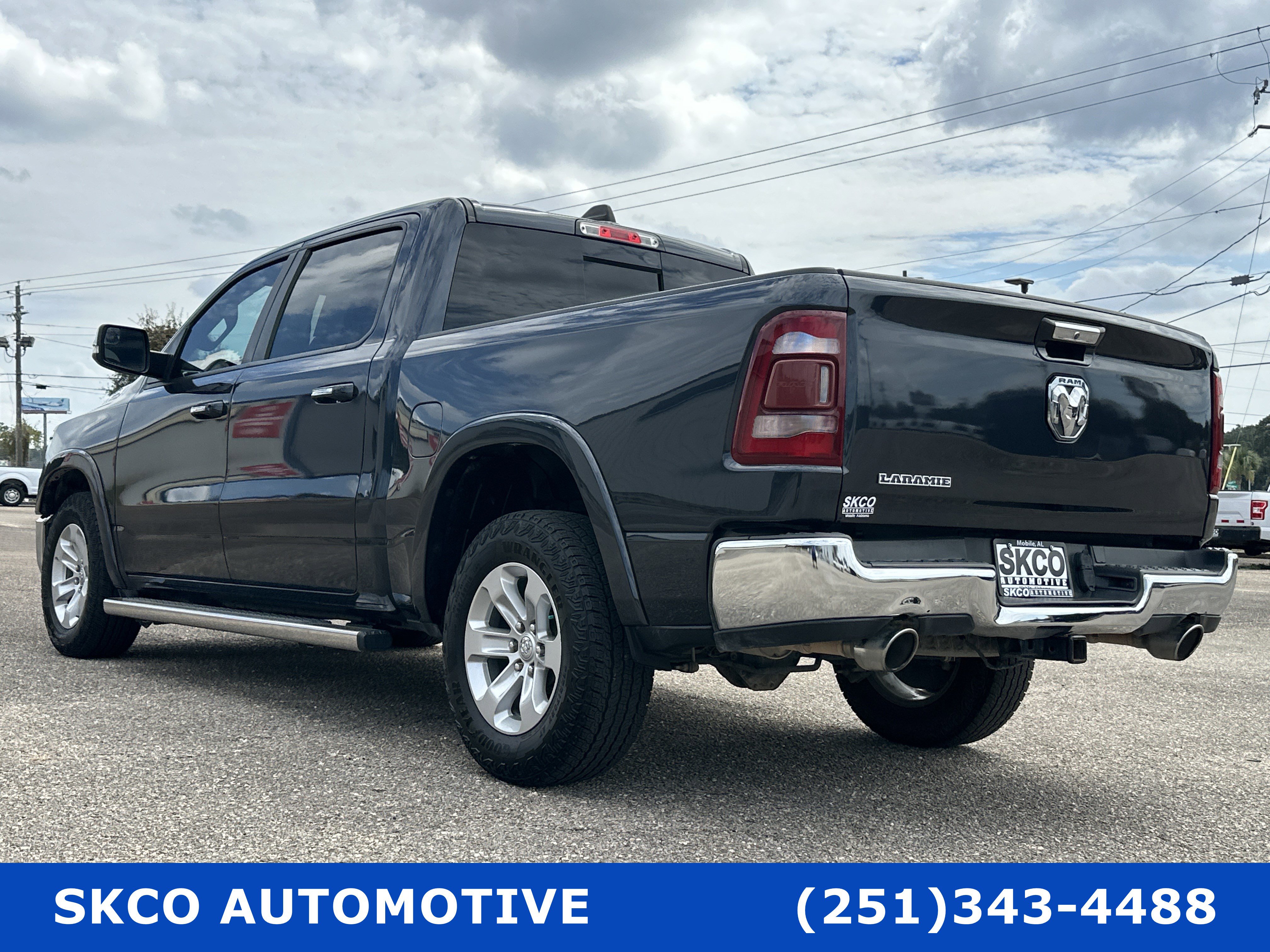 Used 2019 RAM 1500 Laramie image 3