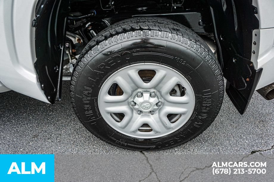 Used 2023 Toyota Tundra SR AWD/4WD image 17