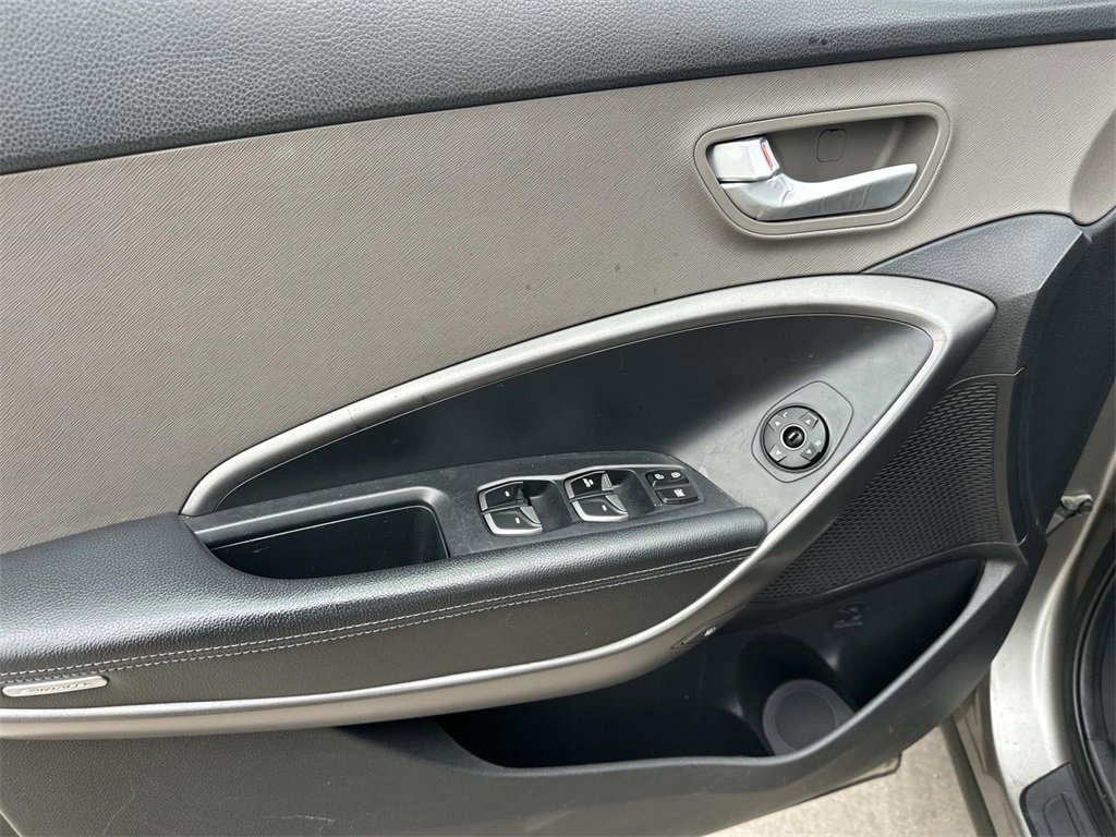 Used 2013 Hyundai Santa Fe Sport w/ Popular Equipment Pkg image 13