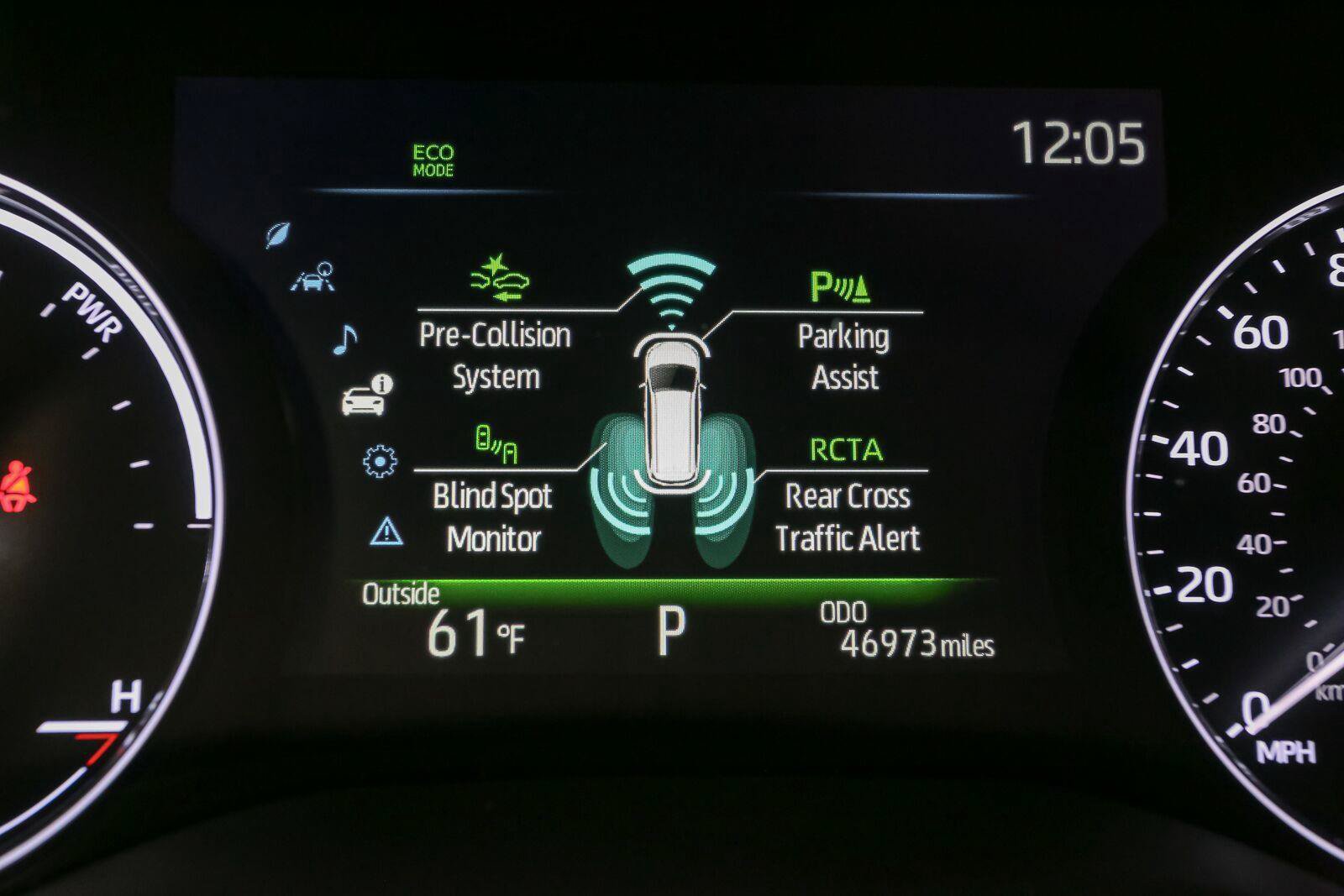 Used 2023 Toyota Sienna Platinum AWD/4WD image 38