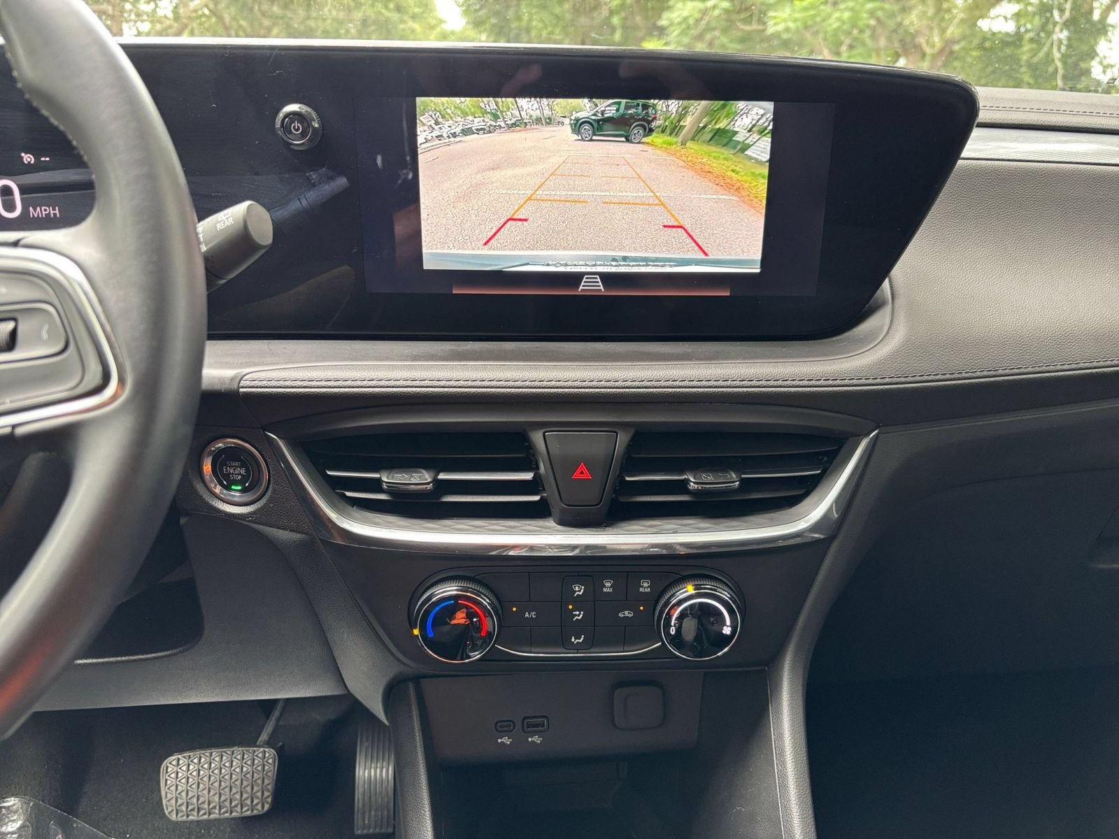 Used 2025 Buick Encore GX Preferred FWD image 17