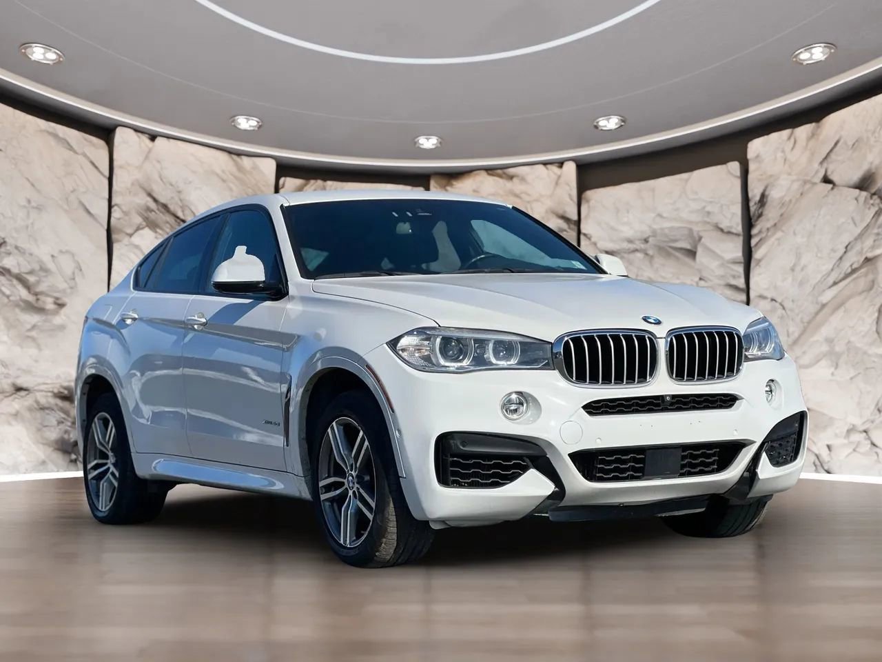 Used 2019 BMW X6 xDrive50i image 3