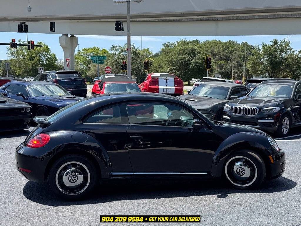 Used 2016 Volkswagen Beetle 1.8T Classic FWD image 8