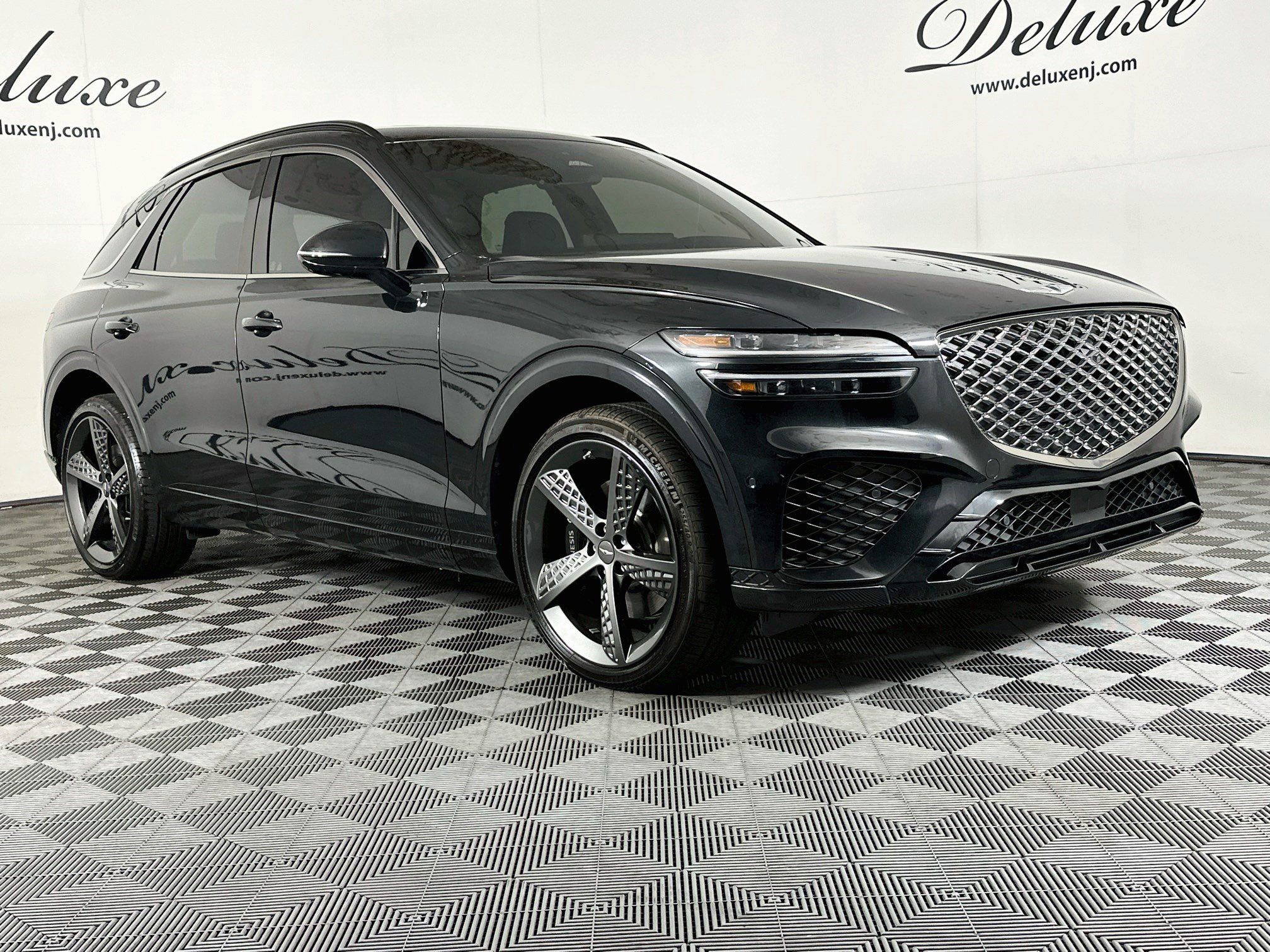 Used 2025 Genesis GV70 2.5T w/ Sport Prestige Package AWD/4WD image 1