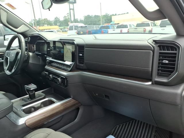 Used 2026 Chevrolet Silverado 1500 RST AWD/4WD image 17