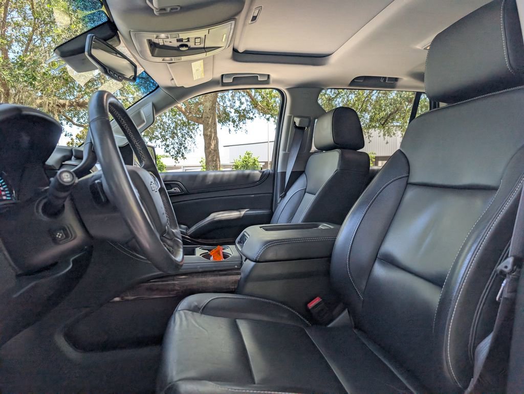 Used 2017 Chevrolet Tahoe LT w/ Luxury Package AWD/4WD image 15