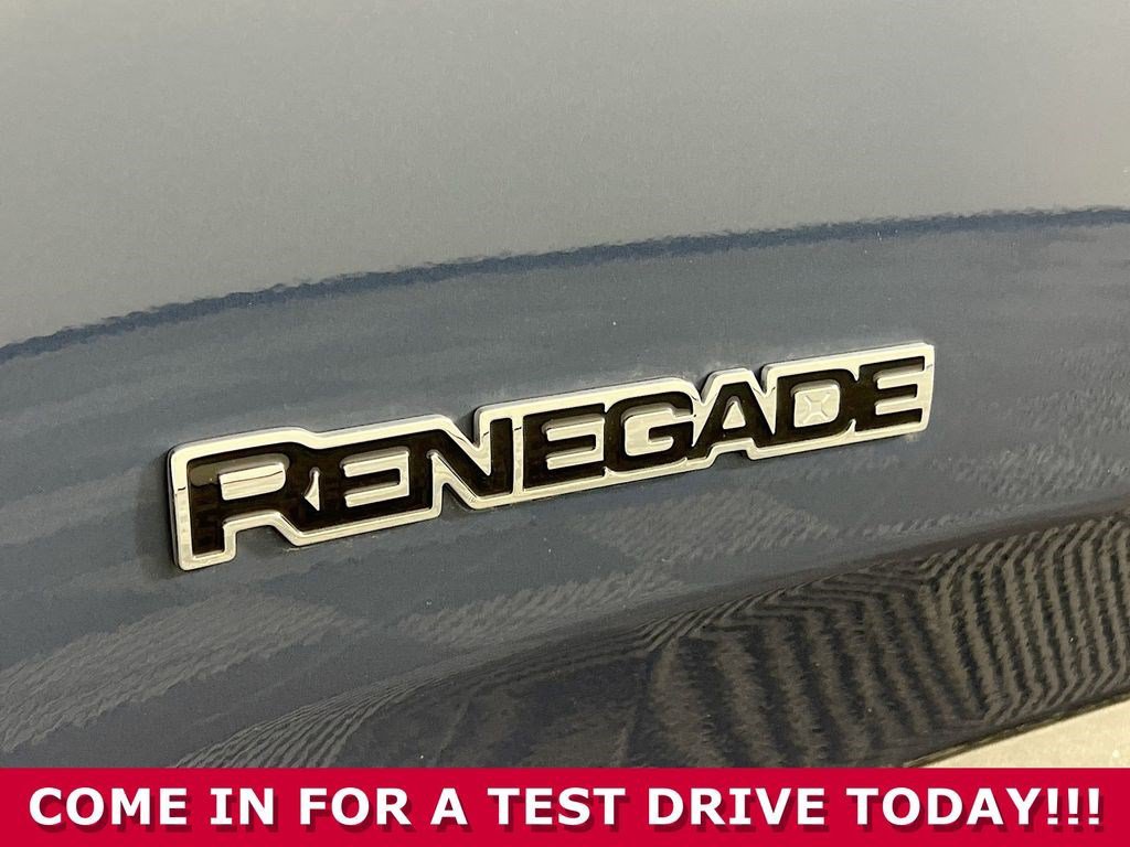 Used 2022 Jeep Renegade Latitude AWD/4WD image 32