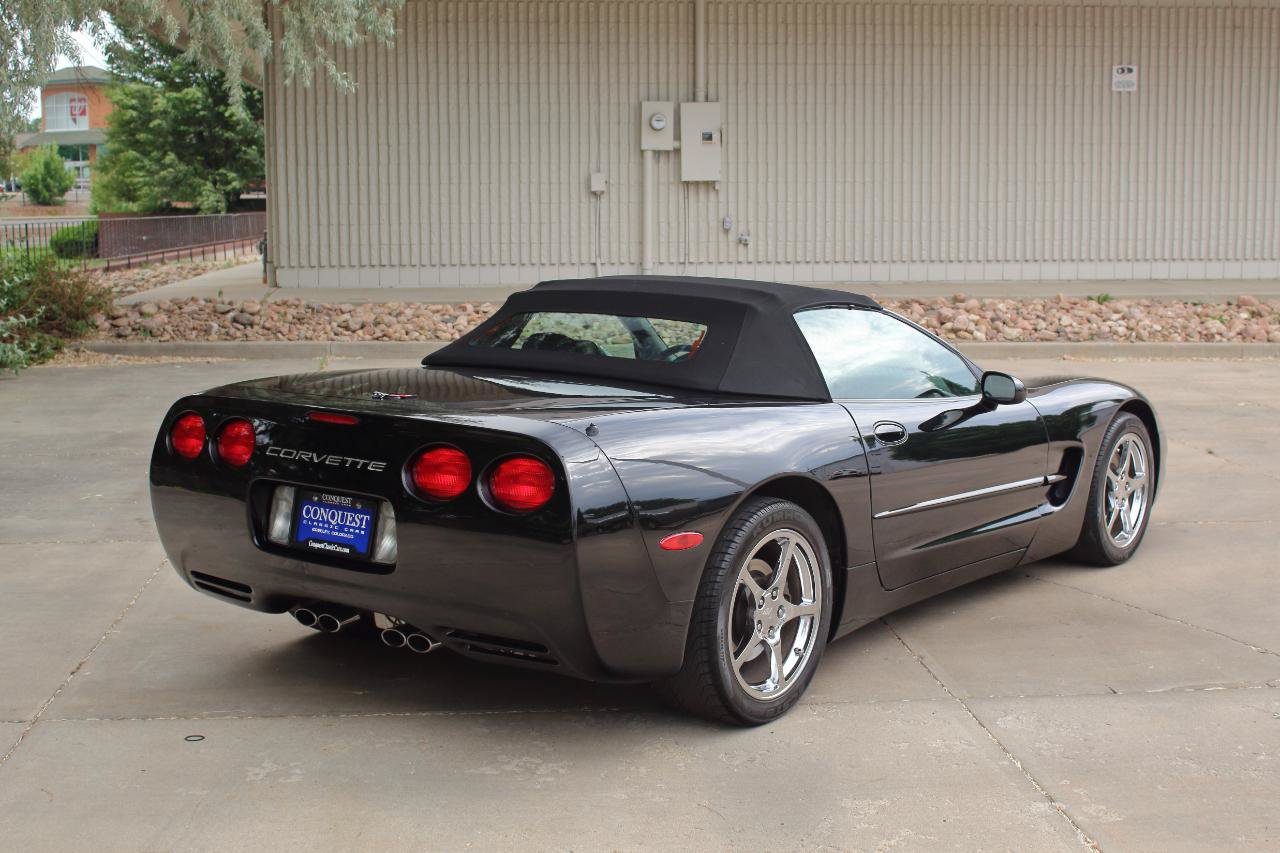 Used 2002 Chevrolet Corvette Convertible w/ Preferred Equipment Group2 RWD image 12
