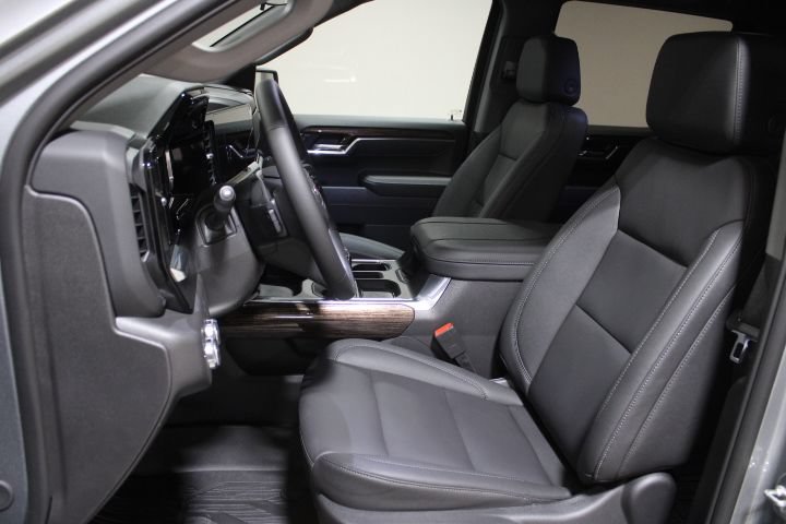 New 2026 GMC Sierra 1500 Elevation w/ Elevation Premium Package AWD/4WD image 19