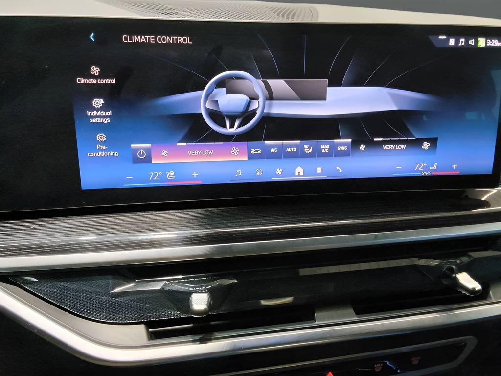 Used 2026 BMW X5 xDrive40i image 21