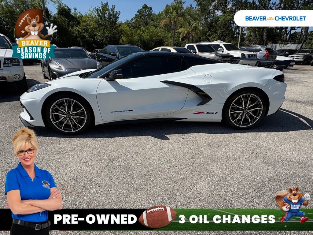 Used 2025 Chevrolet Corvette Stingray Premium Conv w/ Z51 Performance Package RWD image 4